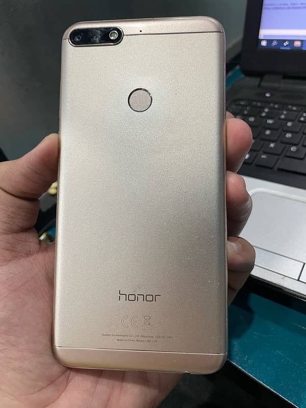 honor 7c 1