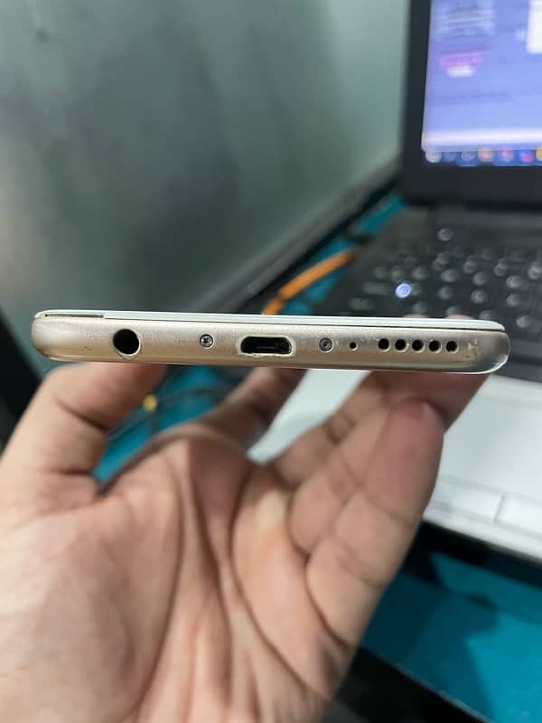 honor 7c 5