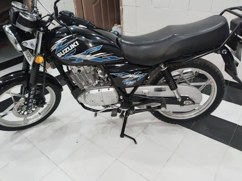 Suzuki Gs150 SE 2022 model Islamabad number 0