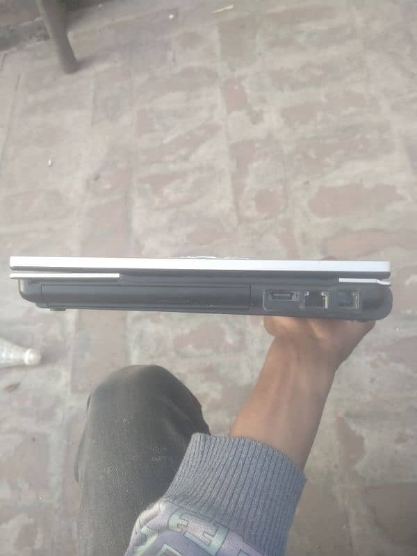 hp i5 laptop 4 gb 1500 gb 1