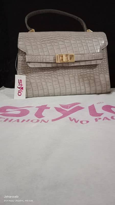 Ladies purse (Branded) Stylo 3