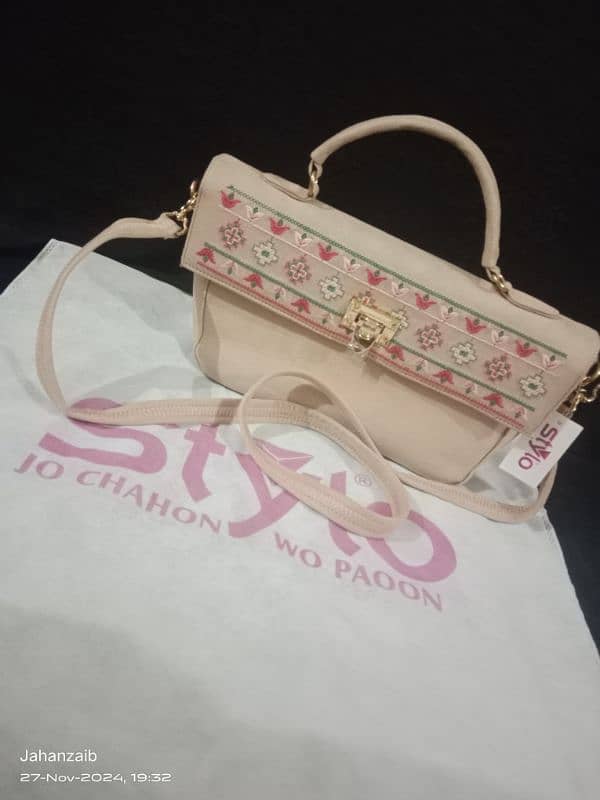 Ladies purse (Branded) Stylo 9