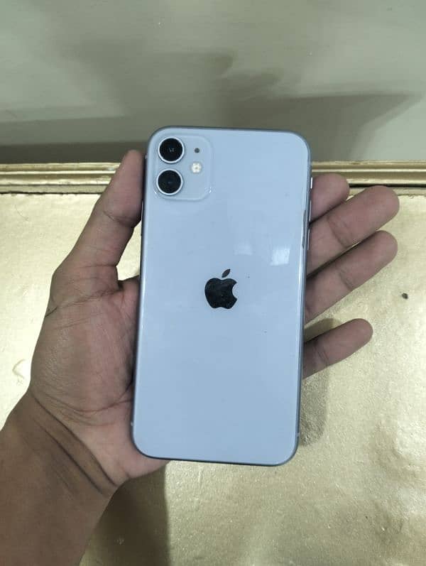 iPhone 11 jv in very good condition 0