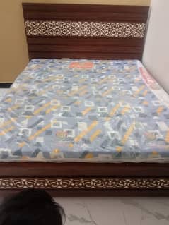 javari wooden bed design 5 bye 6 size with duraform mattress