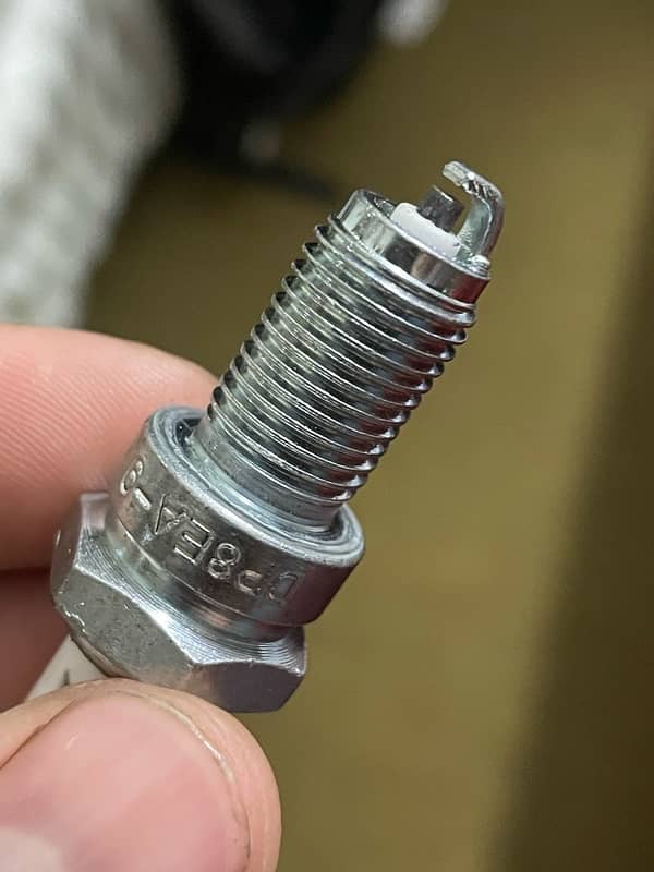 Honda 125 deluxe iradium plug or front tyer 275.18 5