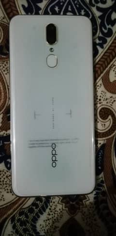 Oppo F11