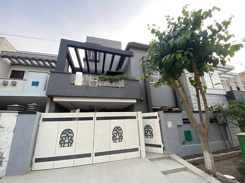 8 Marla Luxury Furnished House Available For Rent In Bahria Town Lhr 0