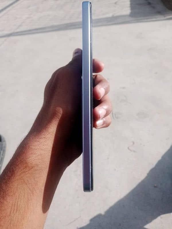 Vivo y17s 3