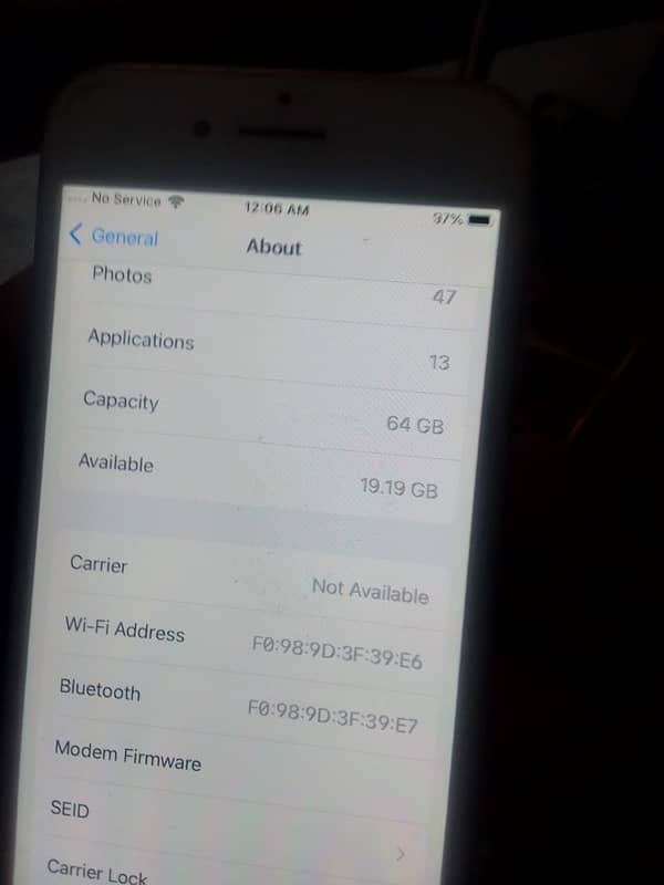 I phone 8 64 gb storage finger print ok non pta 6