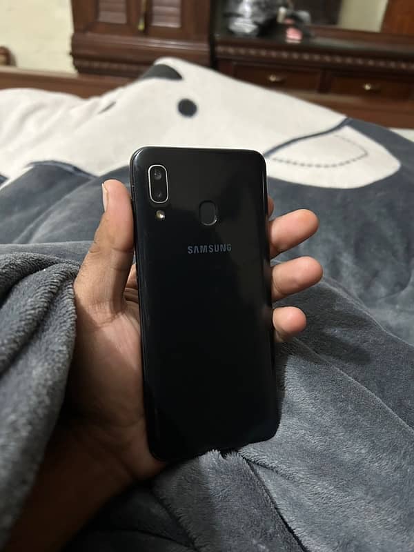 Samsung A20 2