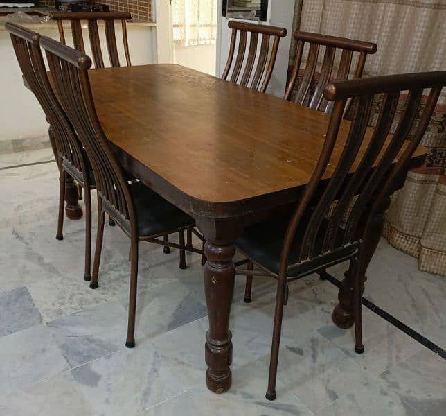 DINNING TABLE WITH SIX CHAIRS 3