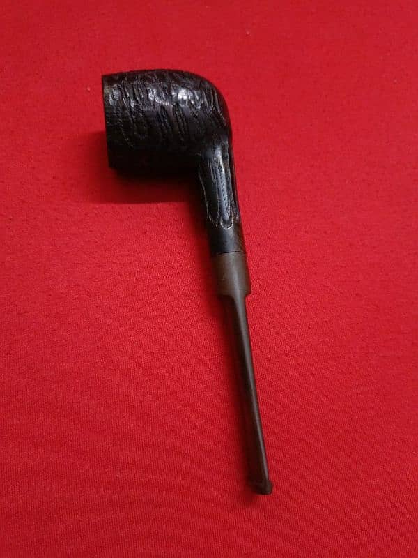 vintage smookig pipe 0