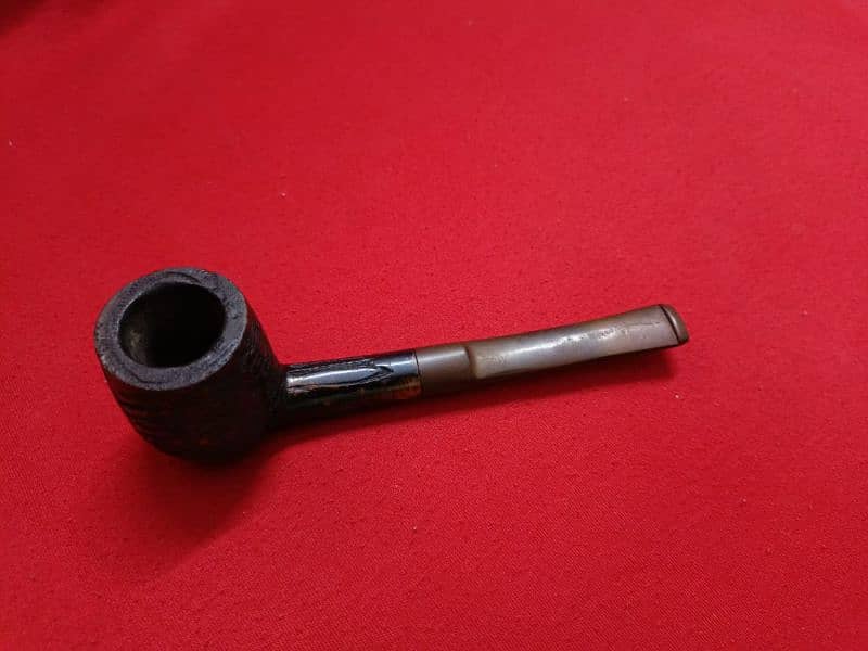 vintage smookig pipe 1