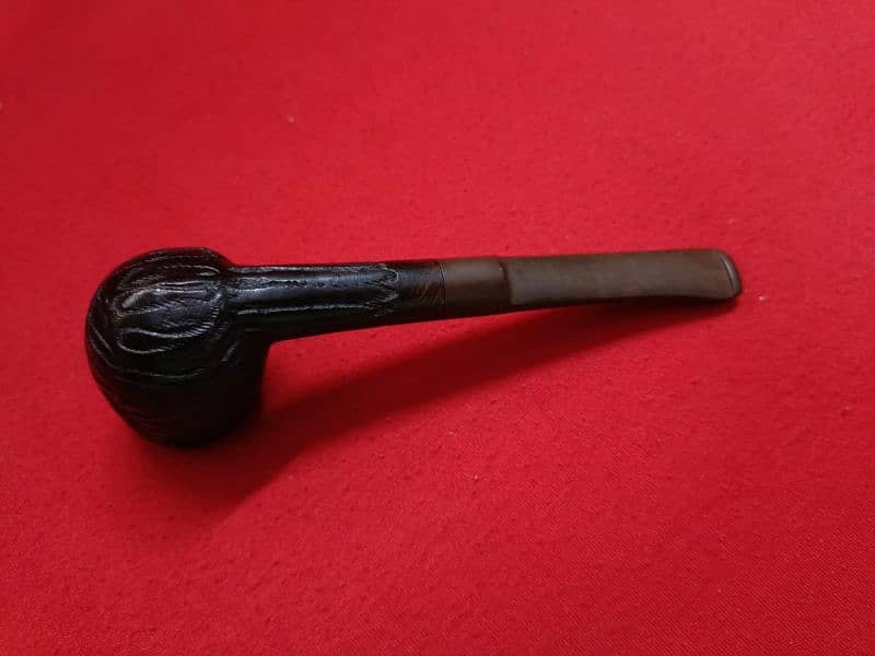 vintage smookig pipe 2