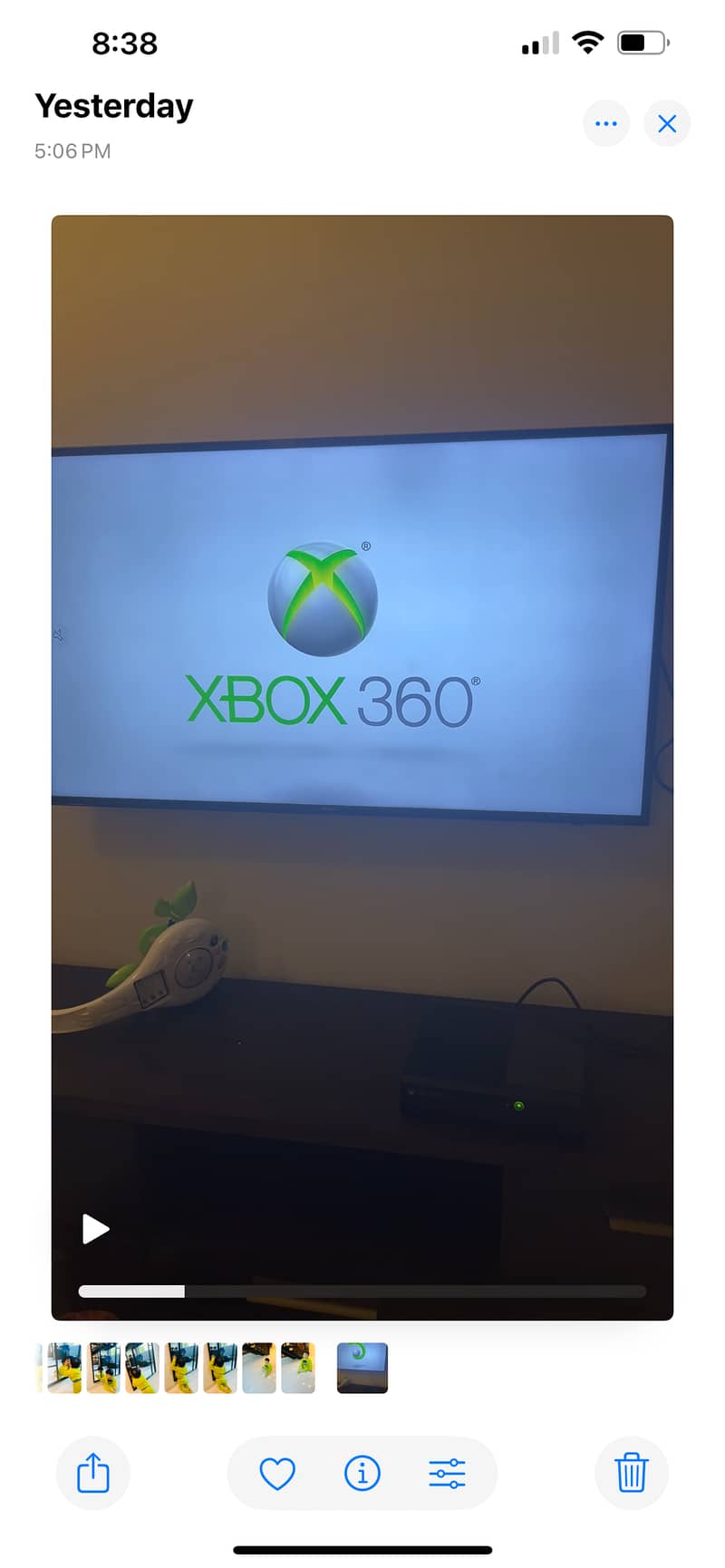 Xbox 360 E series with 2 wireless controllers. Jtag. 250gb 2