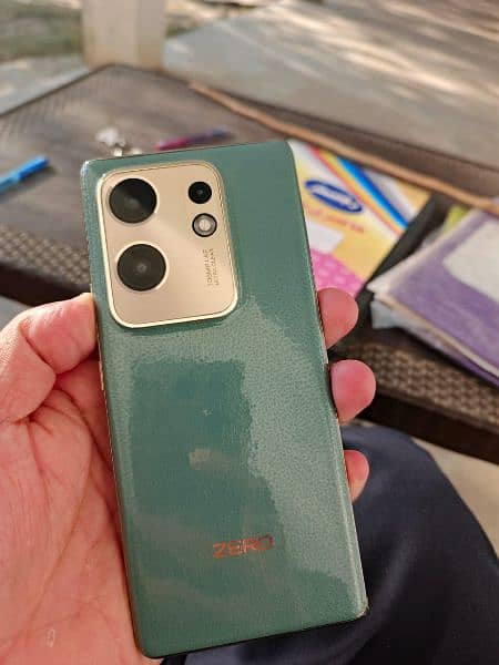 infinix zero 30 brand new condition in green color 7