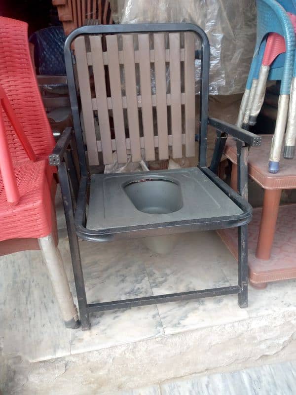 4 Plastic chairs Set / outdoor chairs / garden chair table/Chair 0