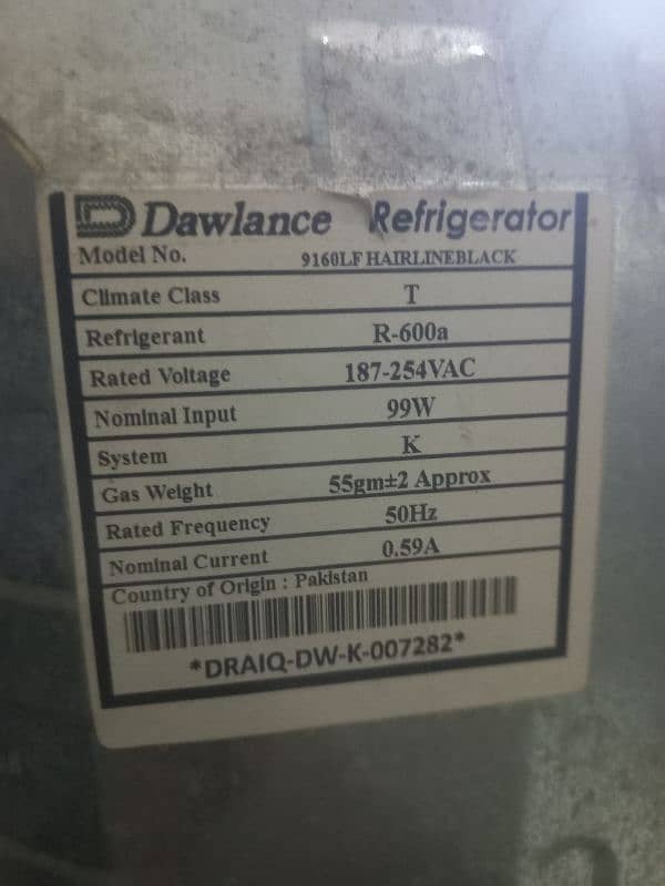 Dawlance refrigerator almost new 4