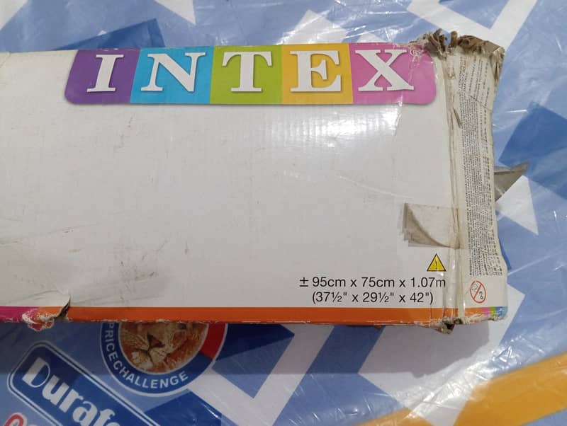 intex play tent 2