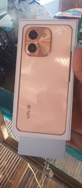 vivo y28 1