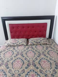 king size double bed with mattres