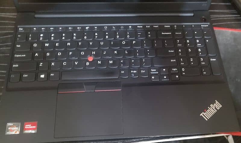 Lenovo ThinkPad E15 G3 8