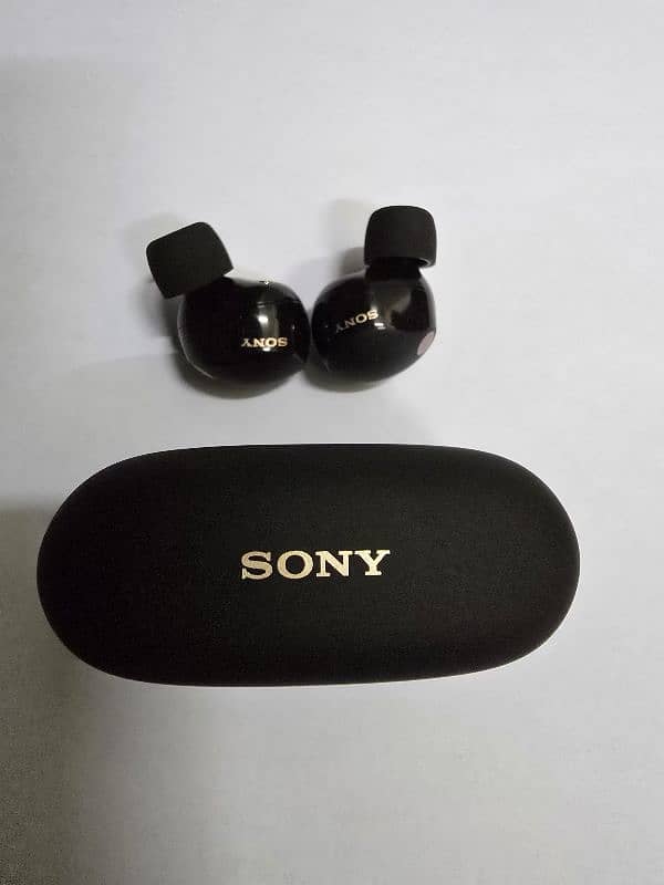 Sony earbuds WF-1000XM5 3