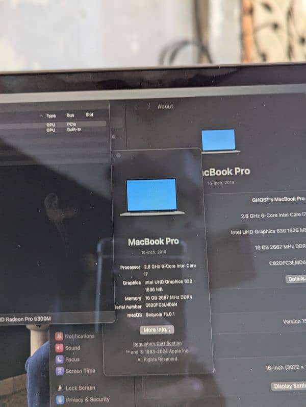 MacBook pro 2019.16 " inches. less battery cycles. 4gb graphics card 8