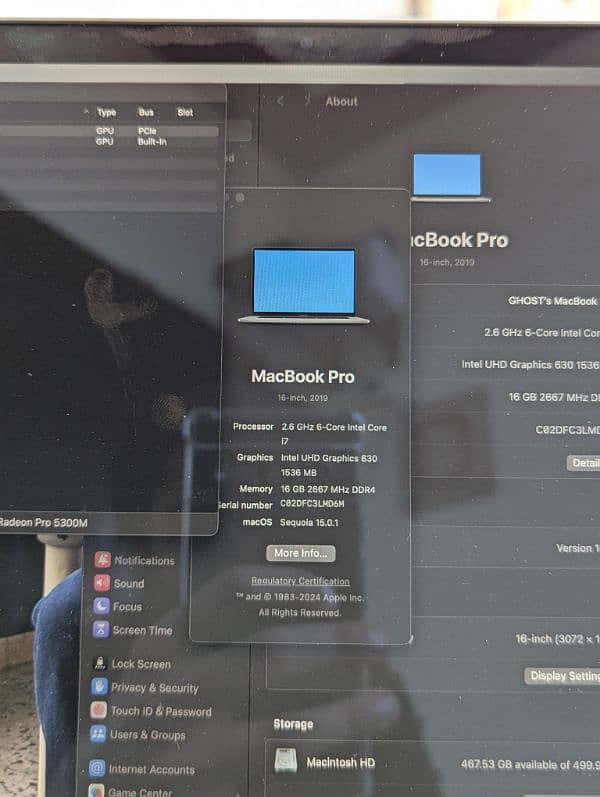 MacBook pro 2019.16 " inches. less battery cycles. 4gb graphics card 9