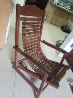 wooden relaxing chair