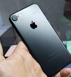 IPHONE 7 32 GB PTA APPROVED