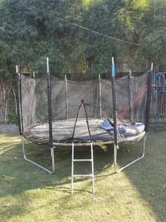 Trampoline 8ft