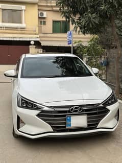 Hyundai Elantra 2021