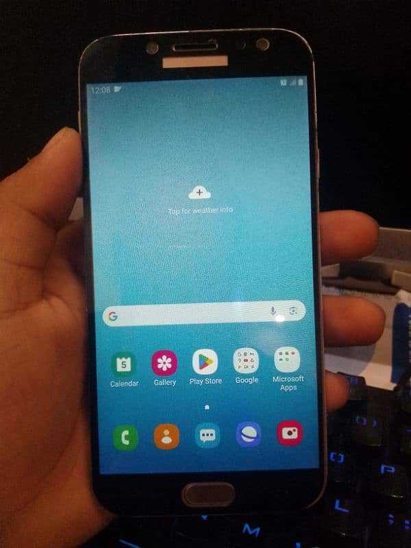 Samsung J7 Pro 0