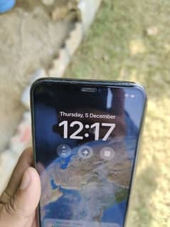 I phone 11 pro max 256 gb