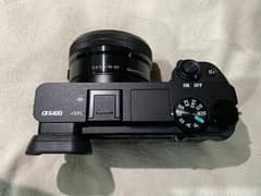 Sony A6400 with 16-50mm , Video Light and Tripod