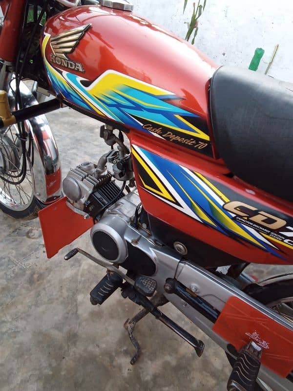 HONDA 70CC, BEST CONDITION, 20/21, All Punjab number,, Documents ok, 2