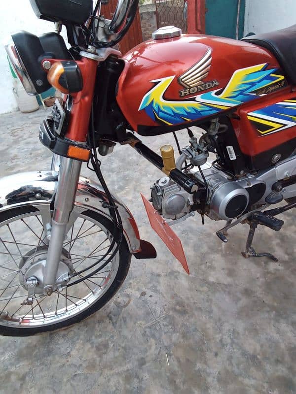 HONDA 70CC, BEST CONDITION, 20/21, All Punjab number,, Documents ok, 3