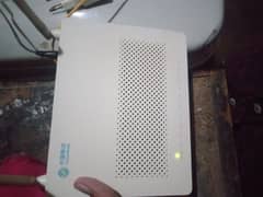 Huawei   Router HG8546M Xpone Fiber Optic Wifi Router New condition