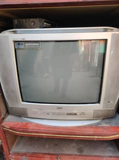 LG tv 21 inch 5000 Rs