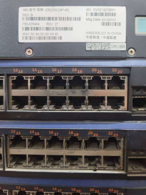 Juniper EX3300 48P/ EX2200 5