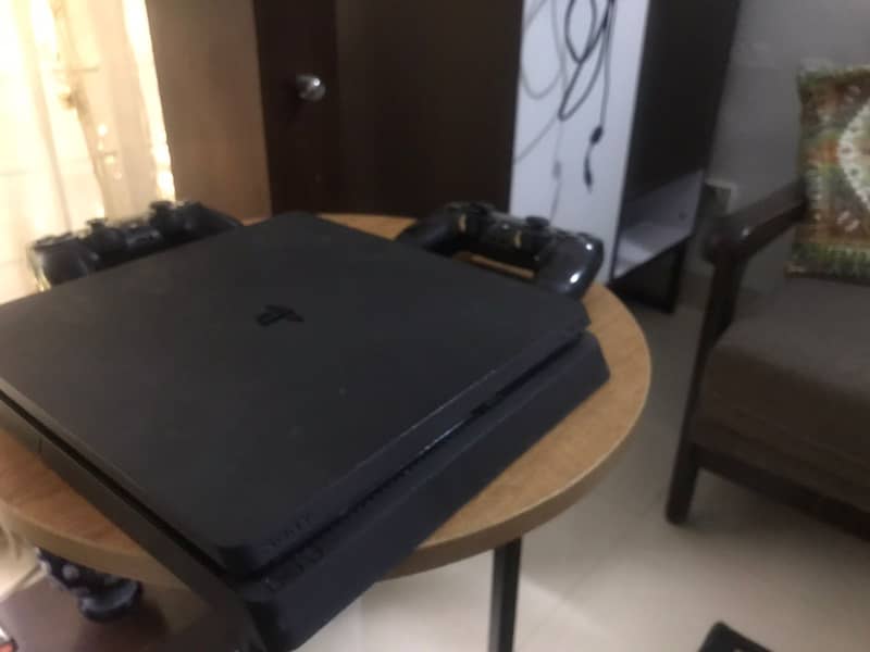 PS4 SLIM 500 GB + 2 controller (CUH-2216A -original from UK 0