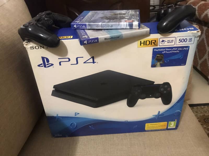 PS4 SLIM 500 GB + 2 controller (CUH-2216A -original from UK 1