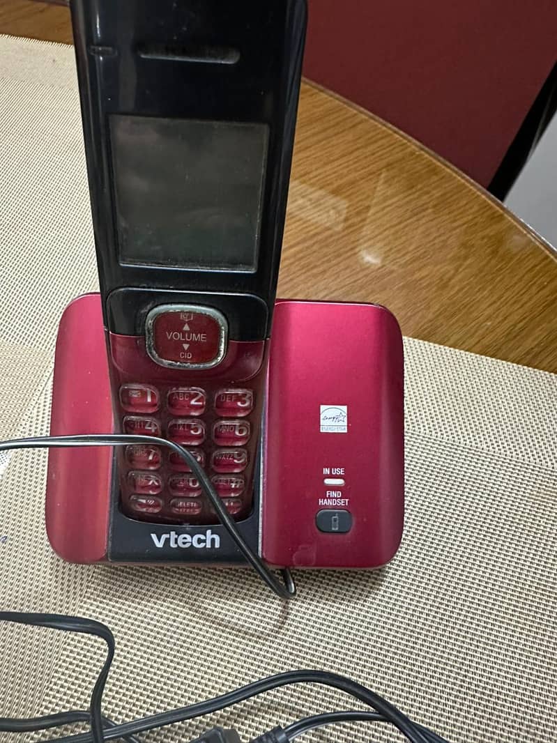 Cordless Phone with Caller ID and  Speaker phone 0