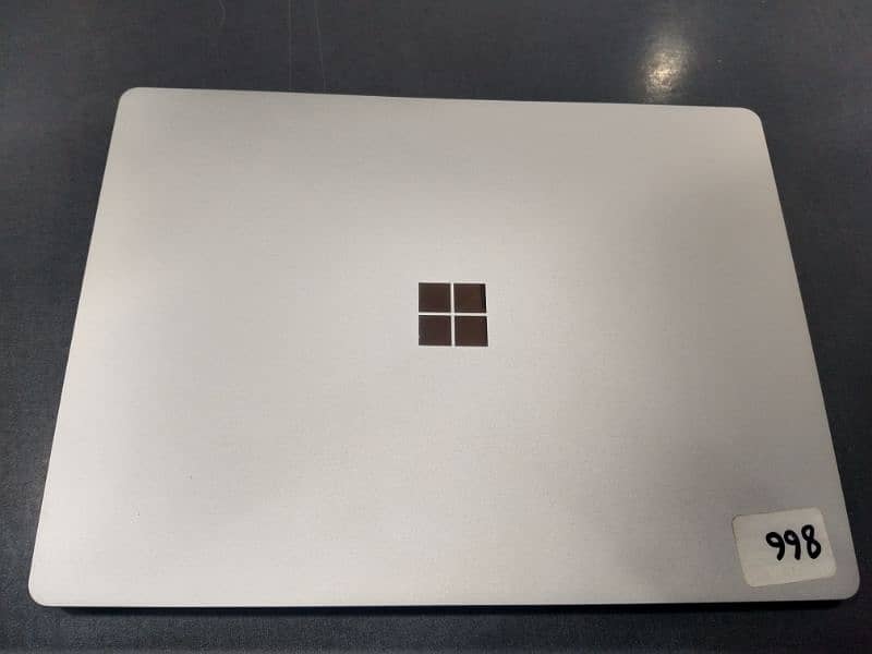 Microsoft surface laptop Go 3