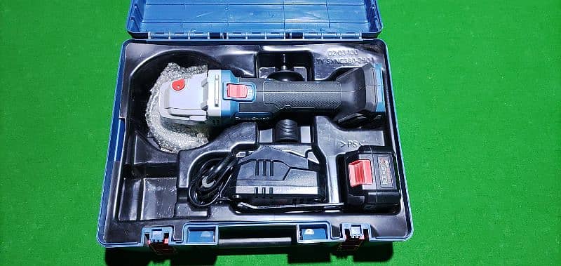 Dongcheng DCSM03-100 (DM) Cordless Angle Grinder 1