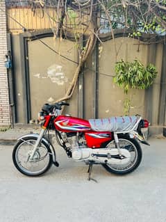 Honda cg 125 2015 model total original 10/10 condition 15model