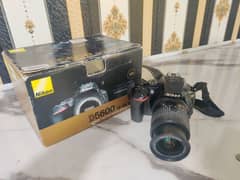 NIKON 5600 WITH KIT LENS AND BOX