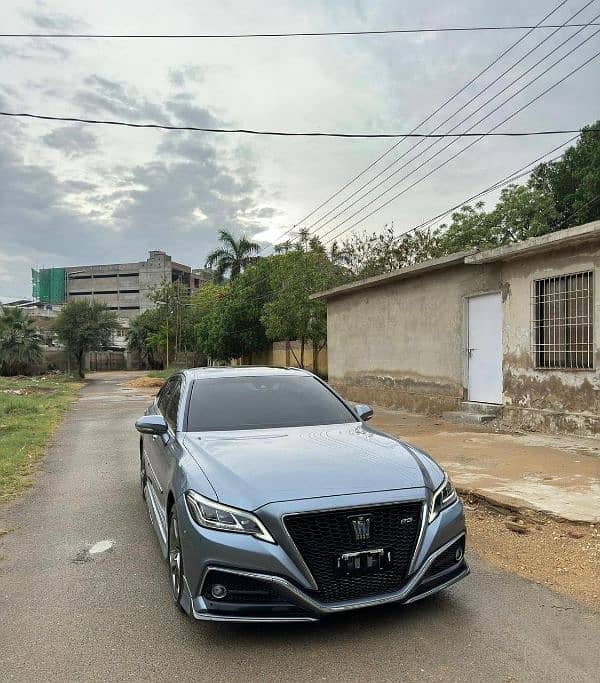 Toyota Crown 2020 8