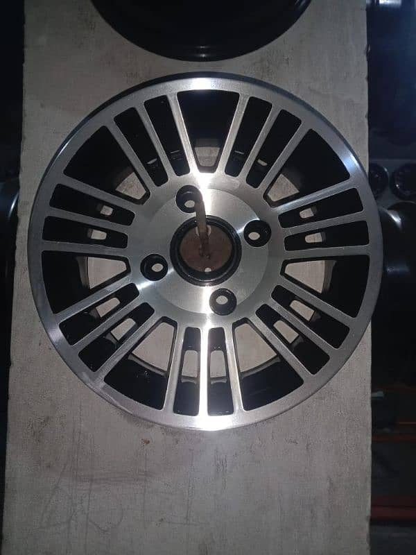 Alloy rim 13 inch 0